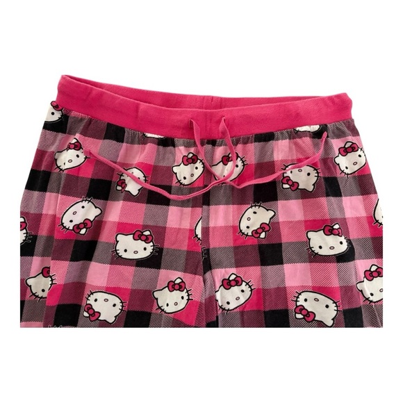 Hello Kitty Checkered Pink and Black Capri Pajama Bottoms - Picture 5 of 7